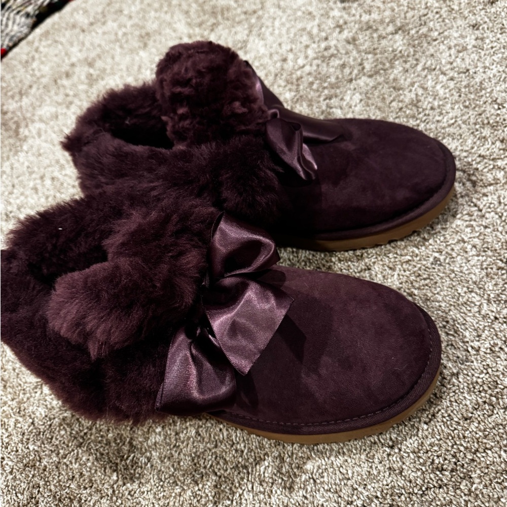 UGG Women's Slippers in Rich Purple